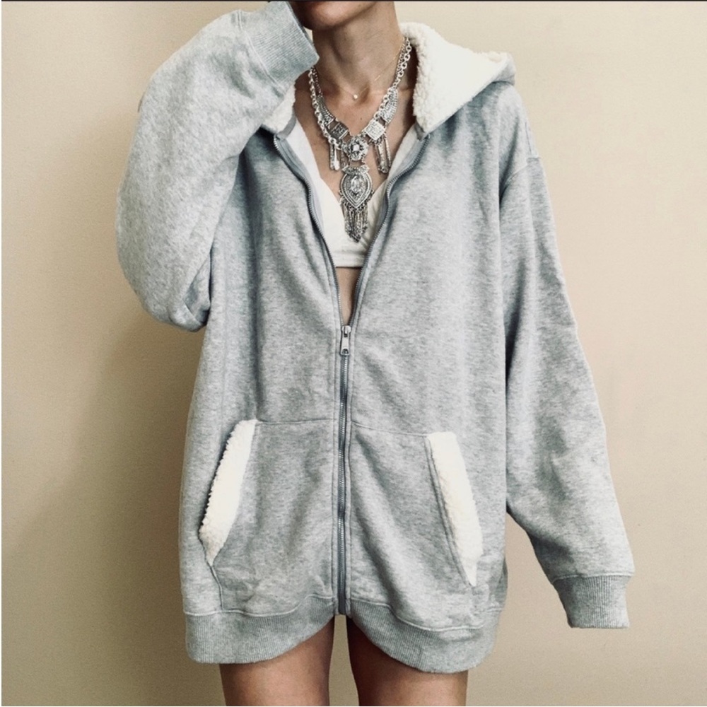 Brand new Aerie
